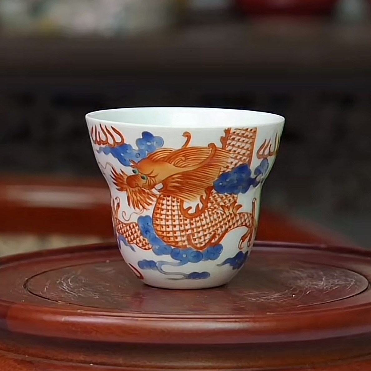 粉彩 泛红 龙纹 葫芦杯   高6.2公分 口径7公分 全品  
