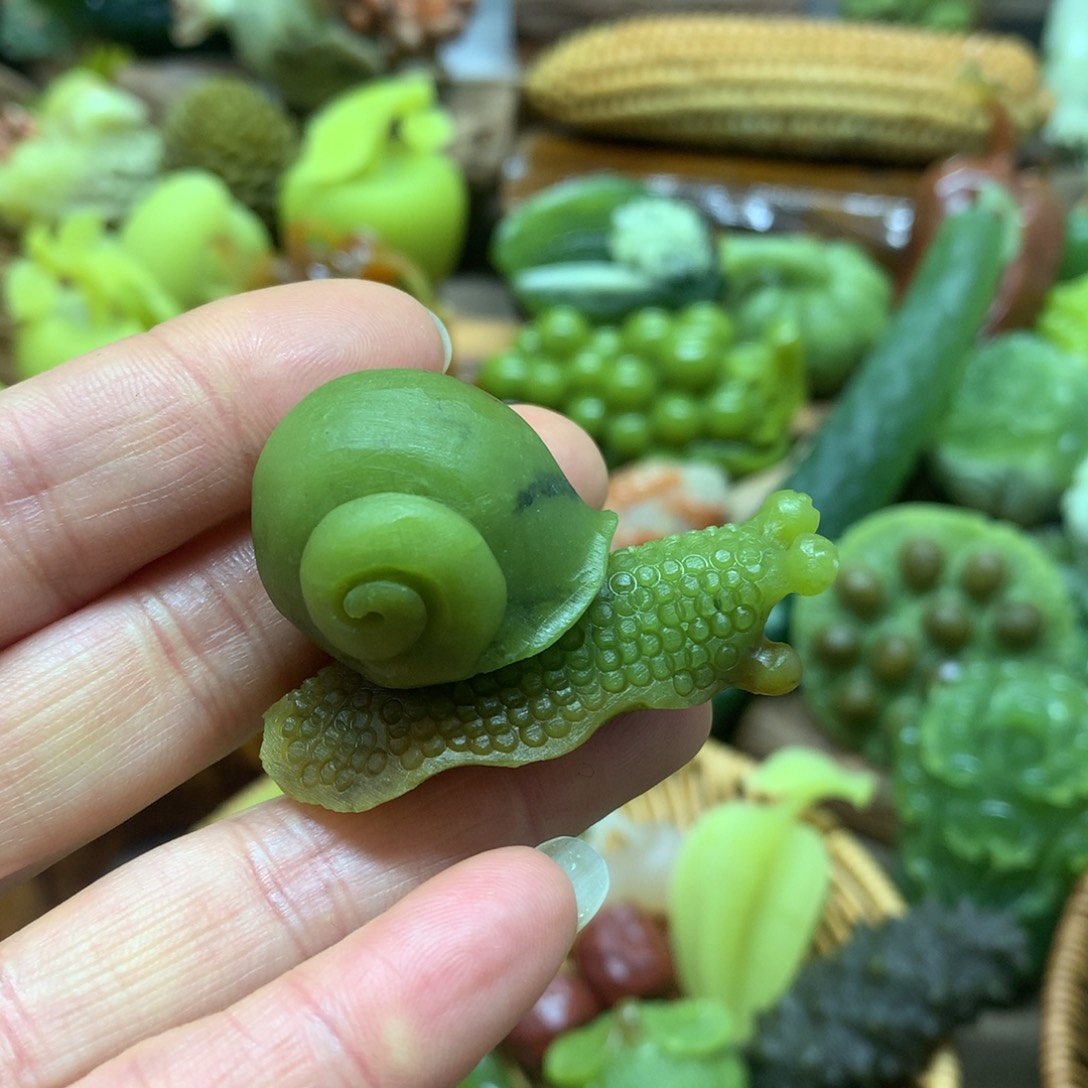 蛇纹石玉手把未镶嵌