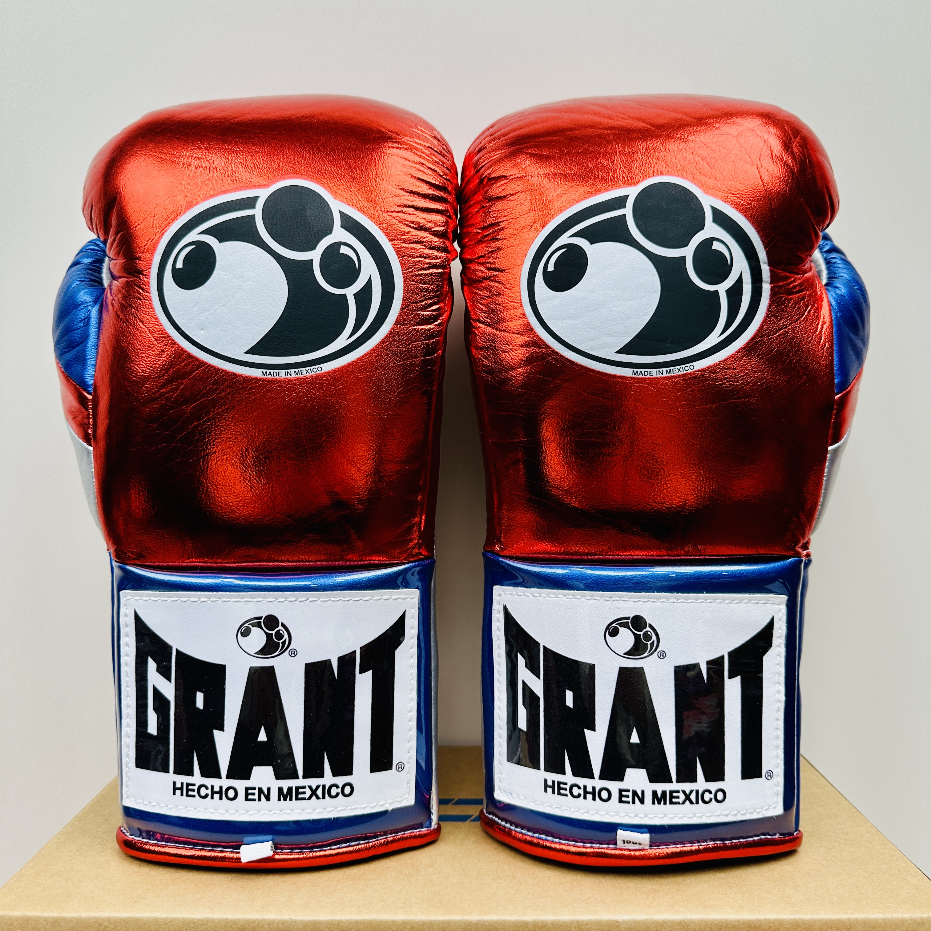 Q6 GRANT 马毛拳套训练实战比赛穿透力大格斗拳王拳击拳套手套