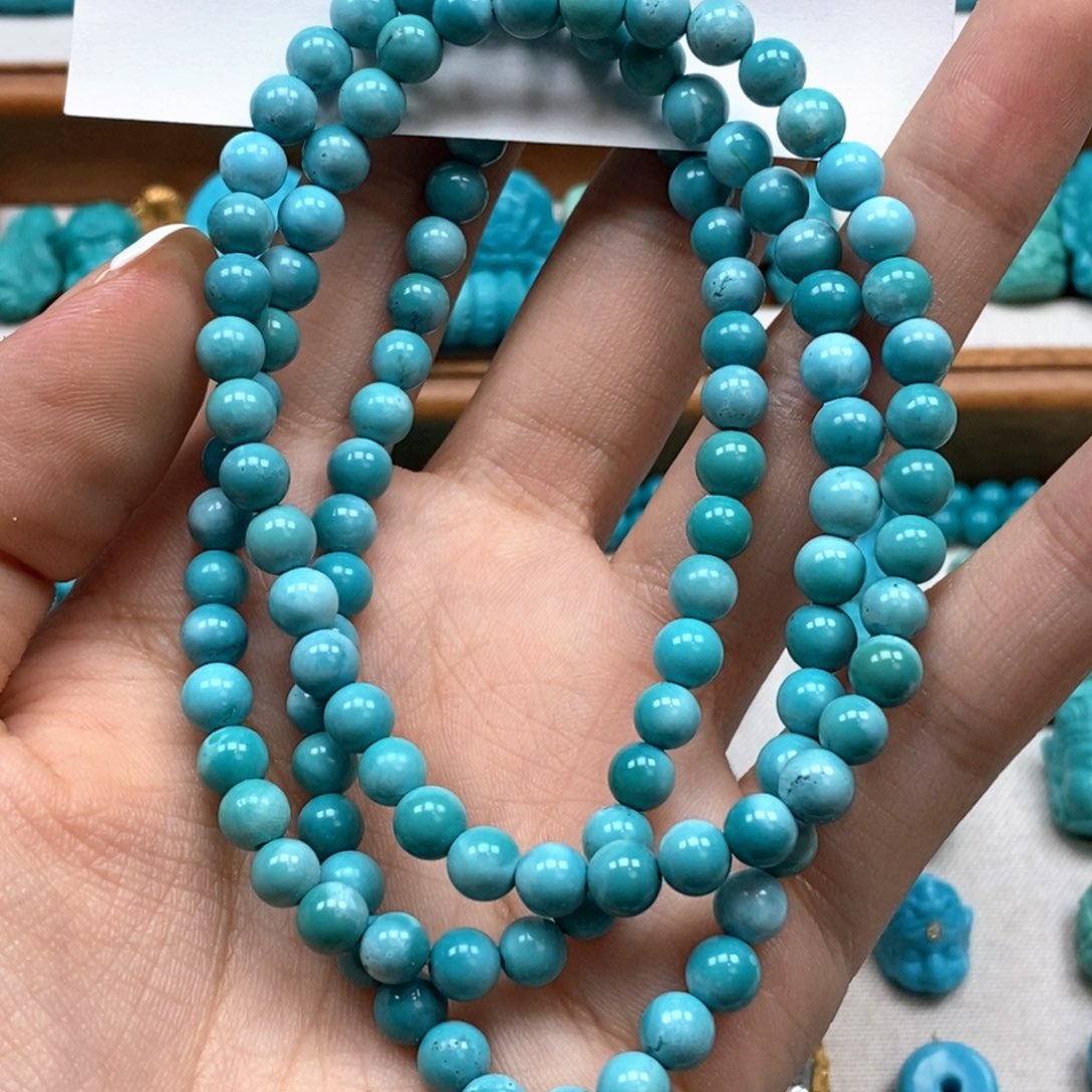 绿松石未镶嵌颈饰