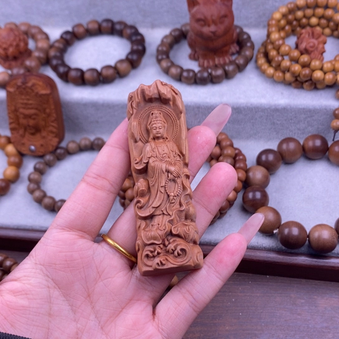 阿****檀香木手串/手链老山檀老料观音脖挂药香正区老山檀