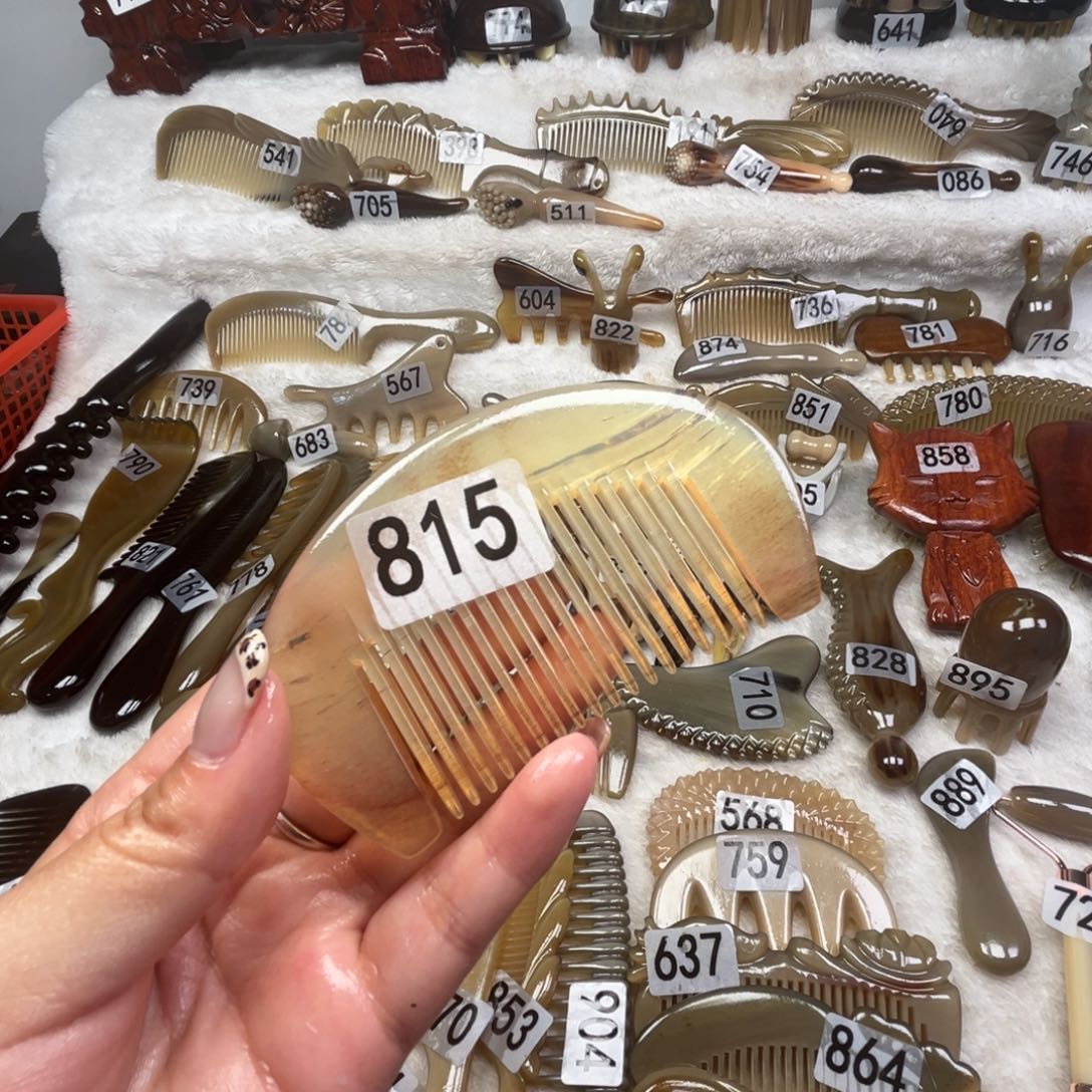 六***月牛角牛角牛角牛角梳