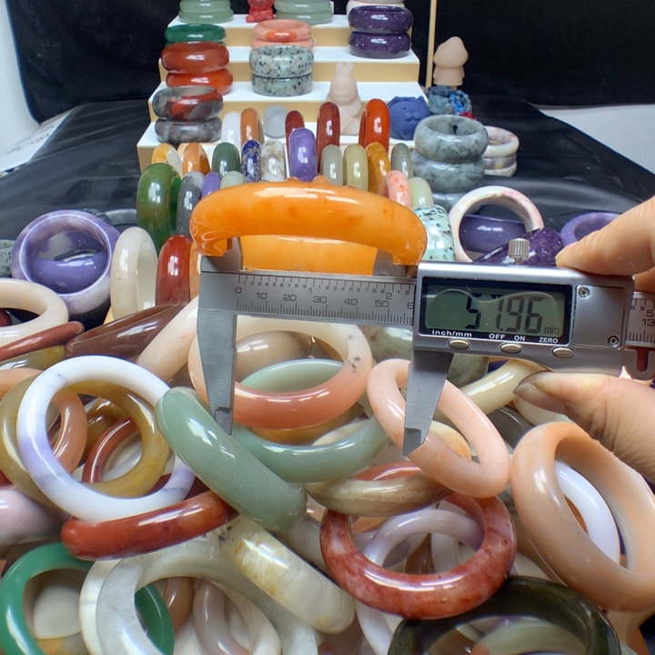 未镶嵌手镯石英质玉❤️**