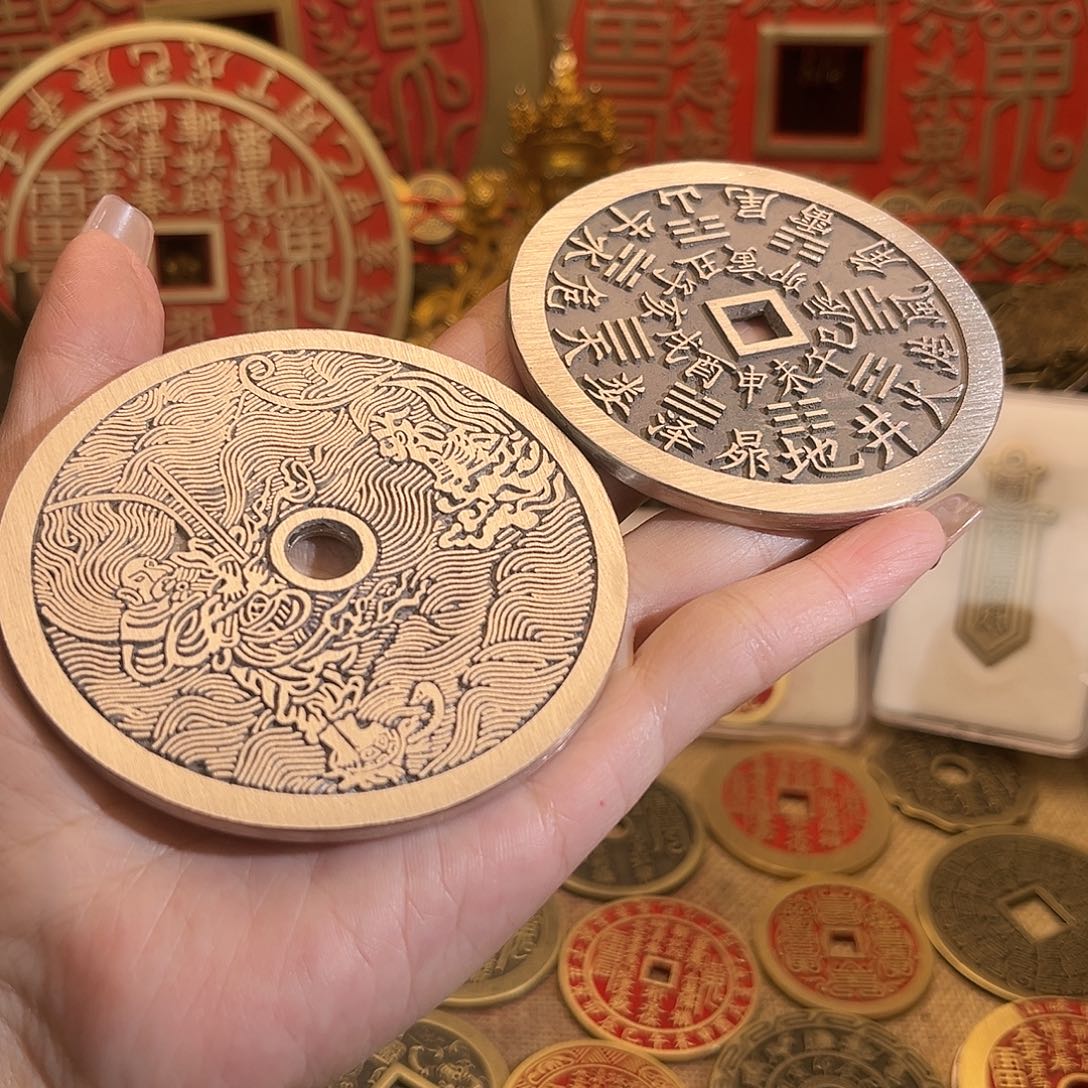 知***1铜现代翻砂工艺作品