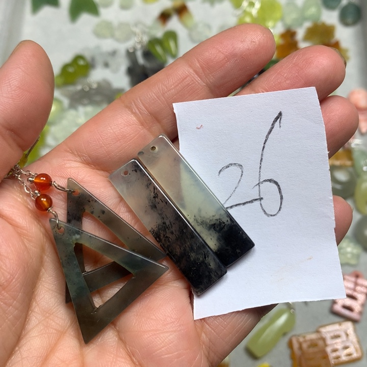 蛇纹石玉耳钉足银镀金镶嵌y****˚