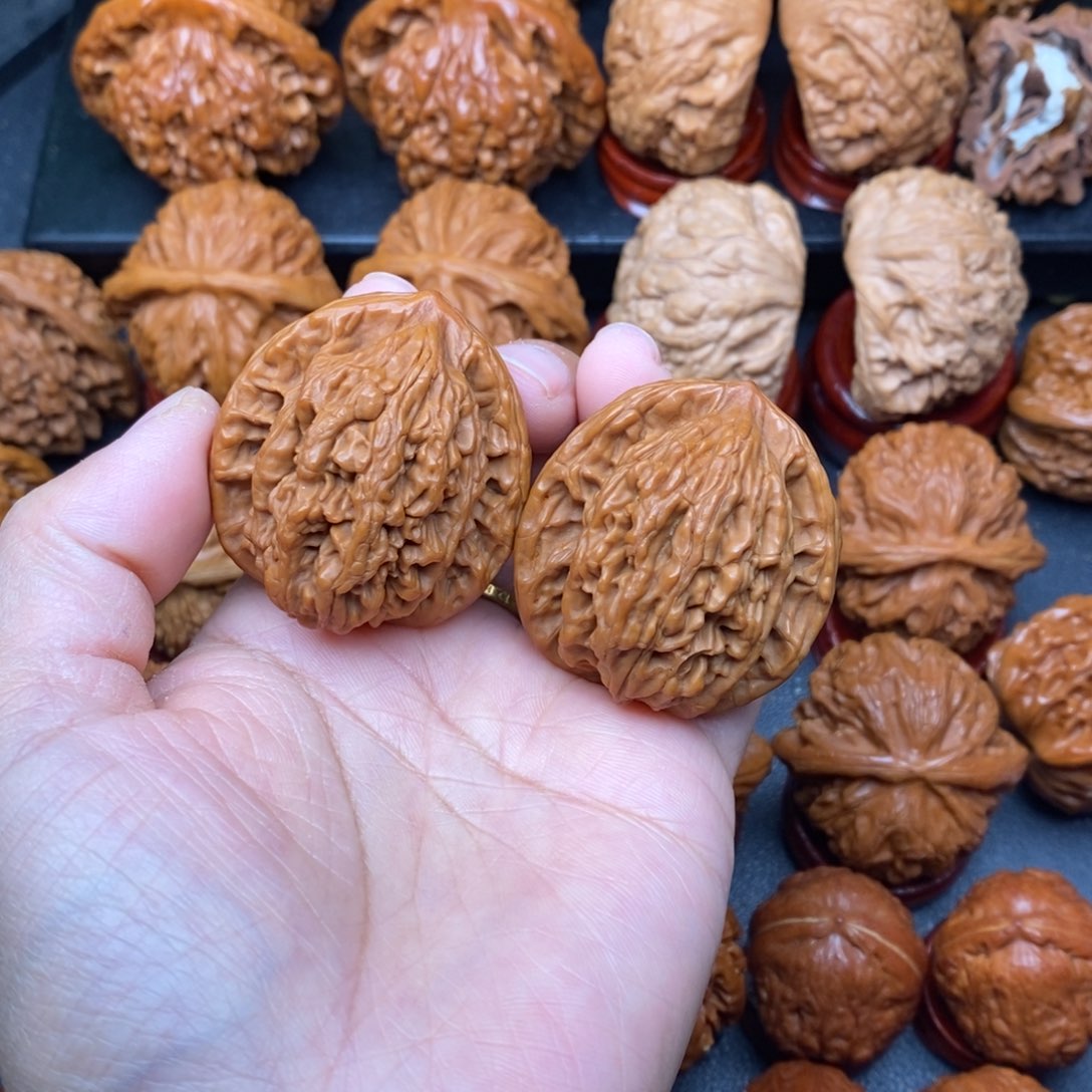 文玩核桃把件39虎头