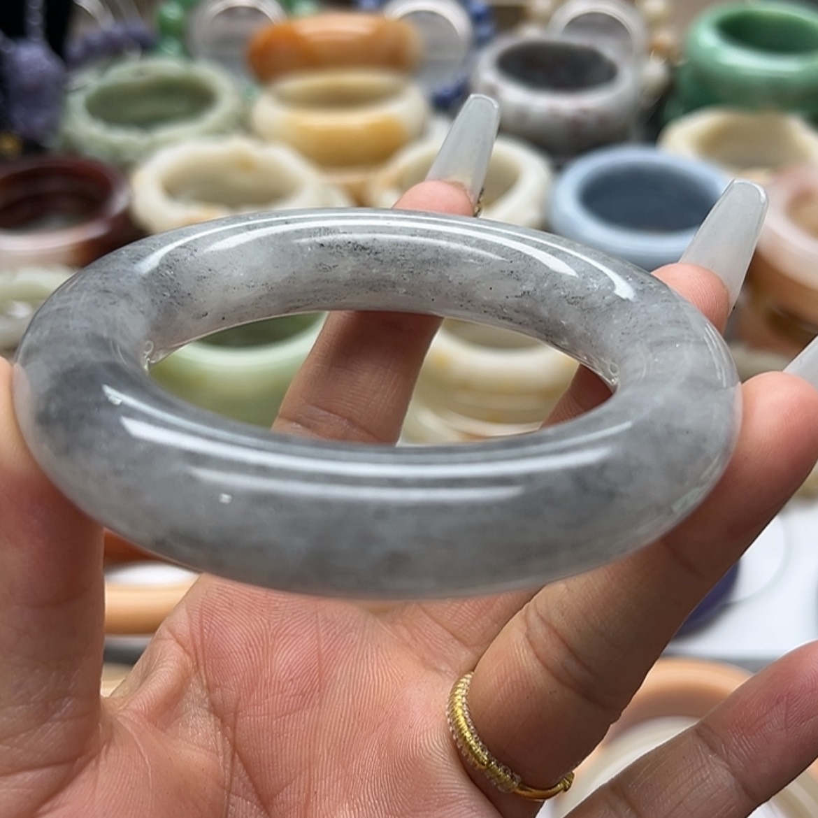 【闪购商品】石英质玉手镯未镶嵌水墨丹青福利