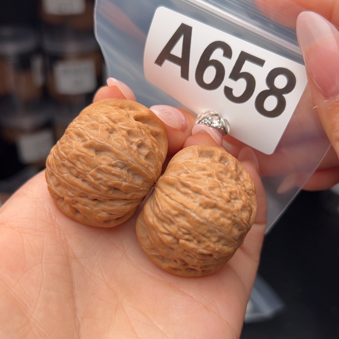 文玩核桃吊坠铁锤39全品