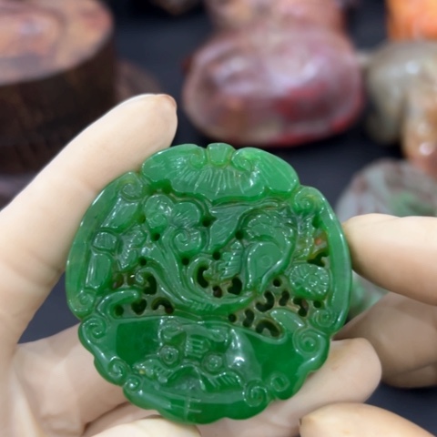 吊坠滴血莲花菩提