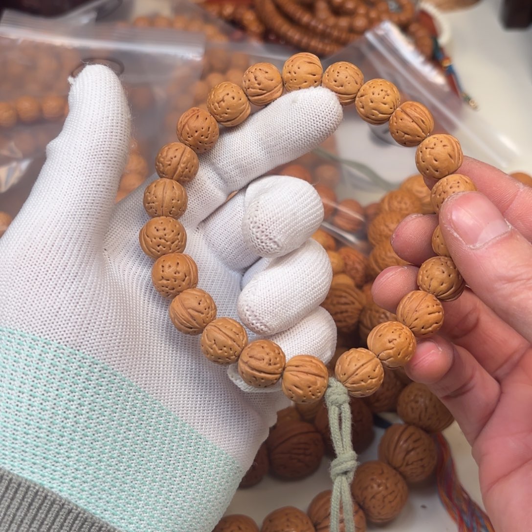 可***爸桃核吊坠10号链接100000000