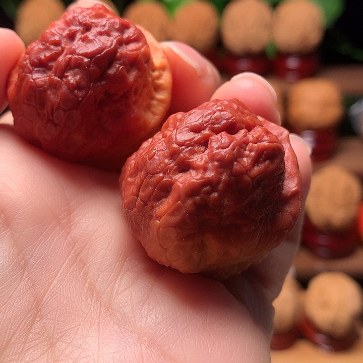 吊坠桃核七彩青蛙王子36尺寸