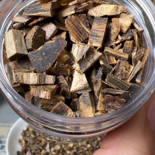 沉香碎屑沉香奇楠白棋醇化老料30克