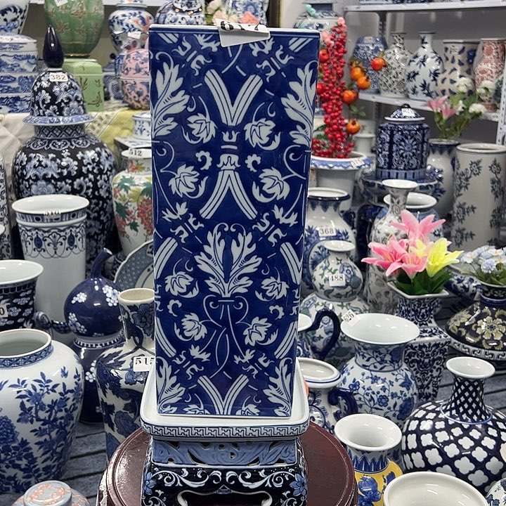 摆件青花瓷手工手绘高温釉下彩，四方直筒花瓶，➕底座