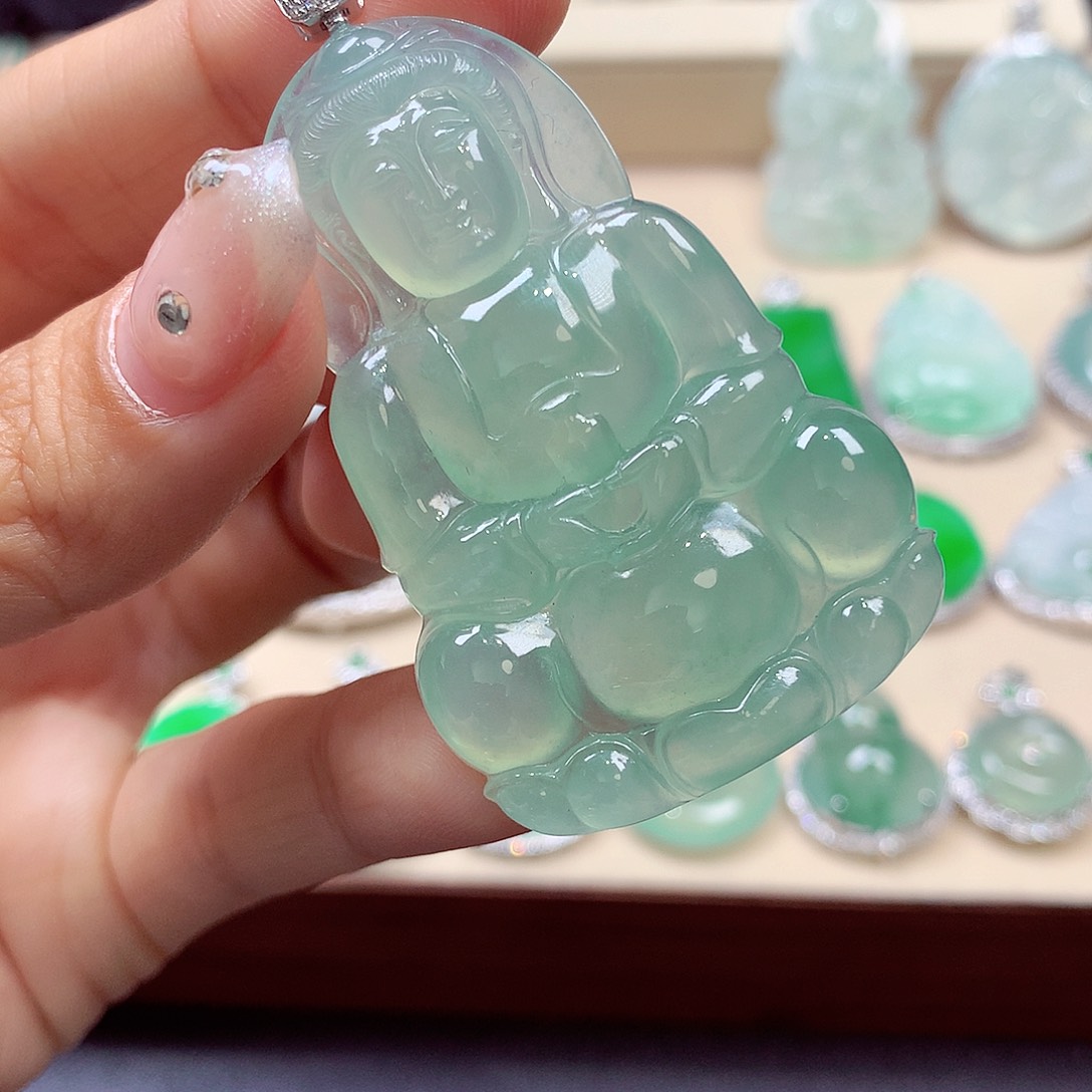 翡翠颈饰18K金镶嵌w****丶翡翠