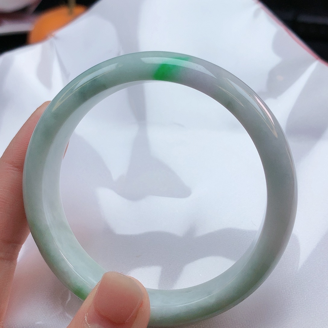 翡翠手镯未镶嵌55圈1378
