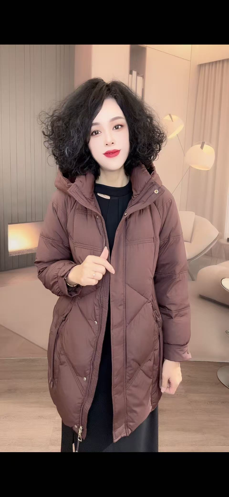 时尚减龄羽绒服079潮流时尚