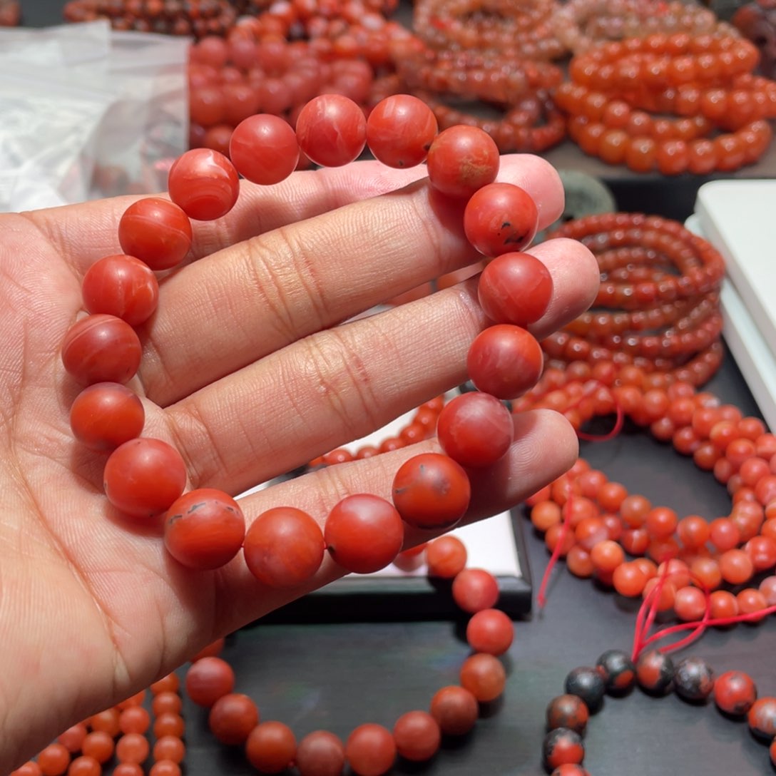 南红玛瑙手链未镶嵌
