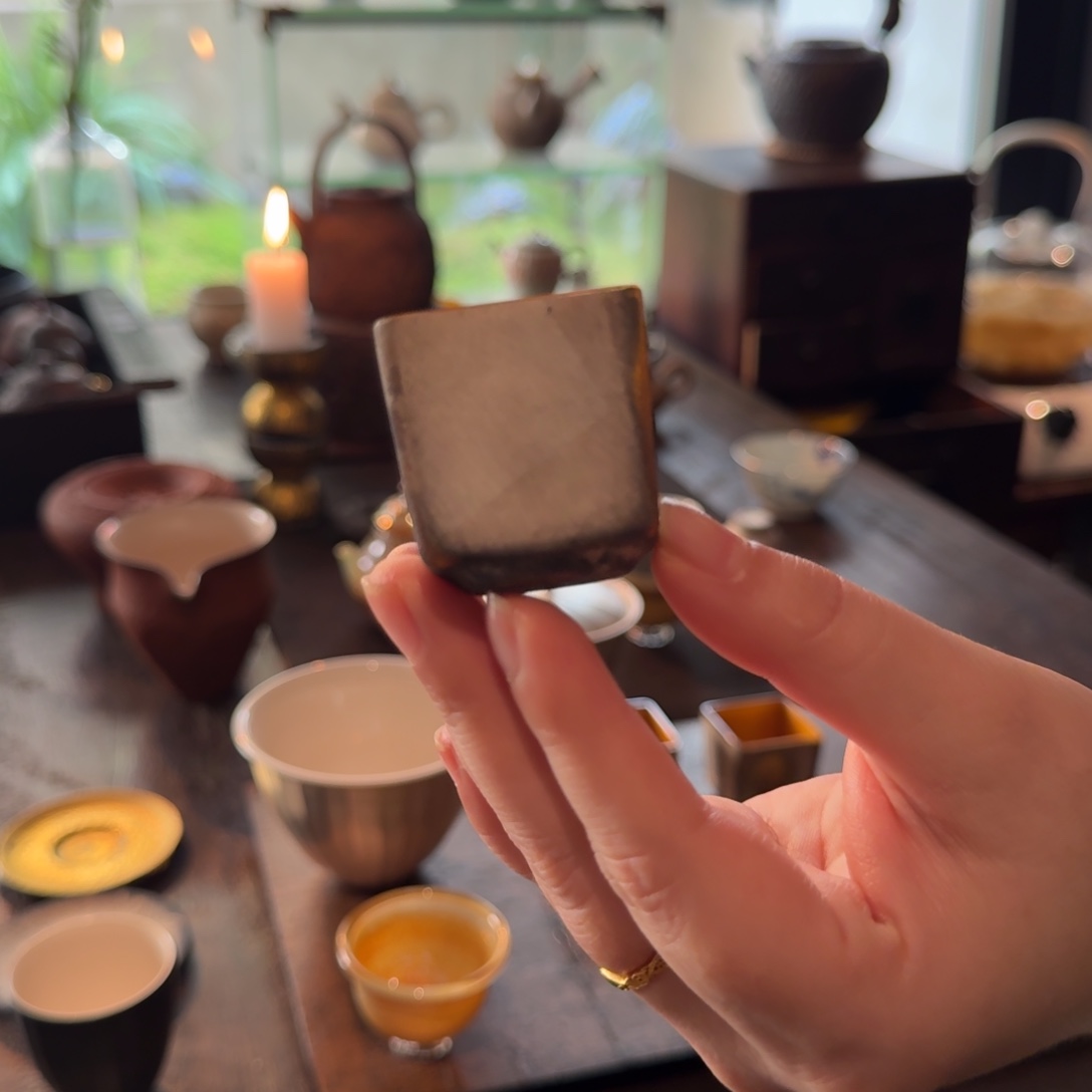 沁作品琉璃黄炼小方杯