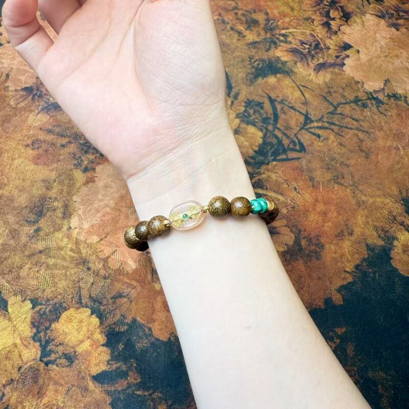 JG0028-0.8手串+配饰