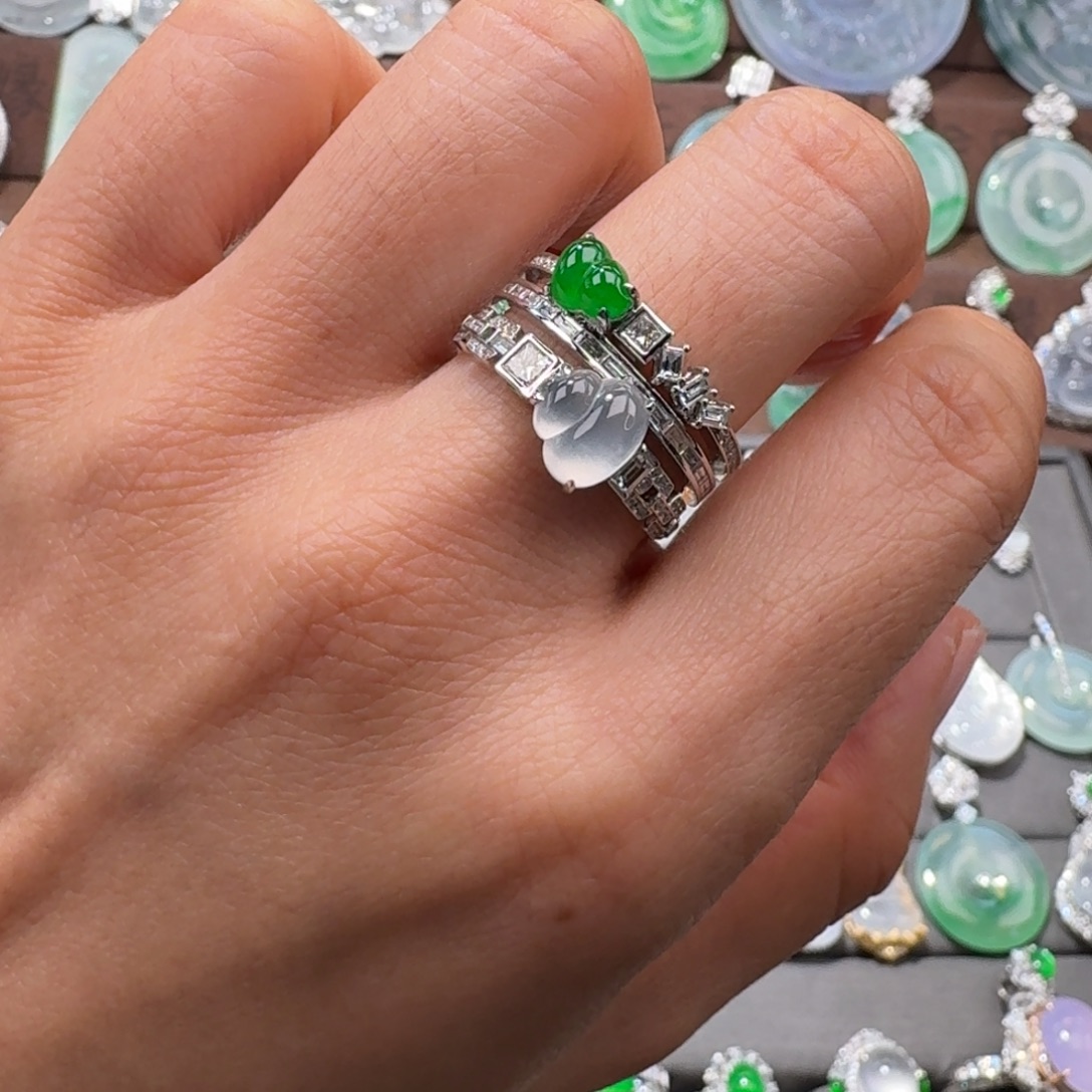 翡翠18K金镶嵌吊坠(赠链)玻璃种双色葫芦戒指