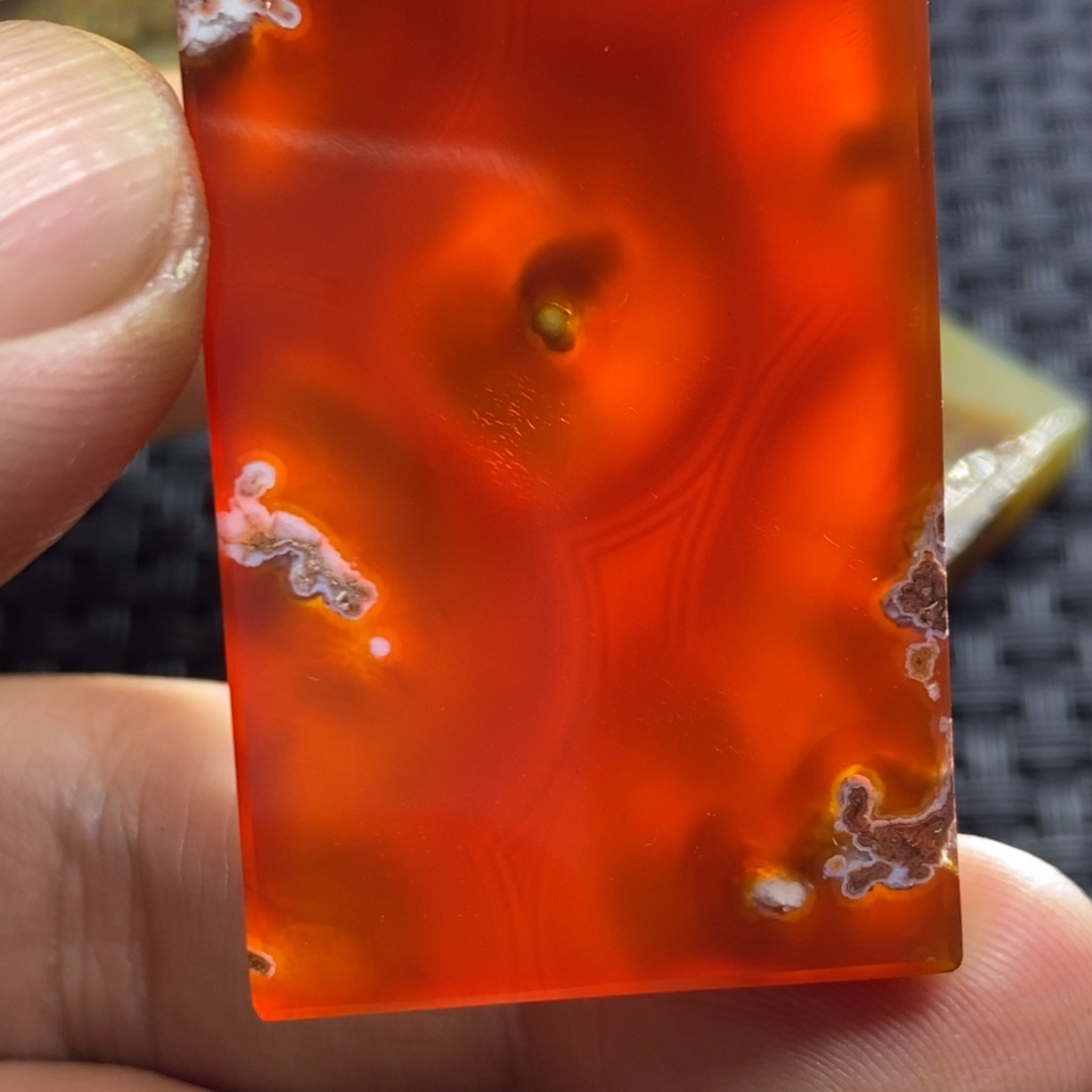 金***子玛瑙/玉髓未镶嵌颈饰