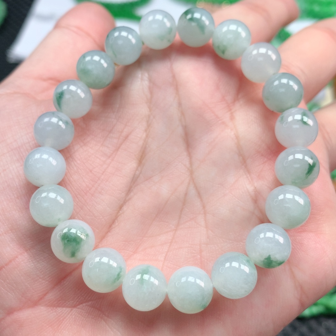 翡翠手链未镶嵌翡翠