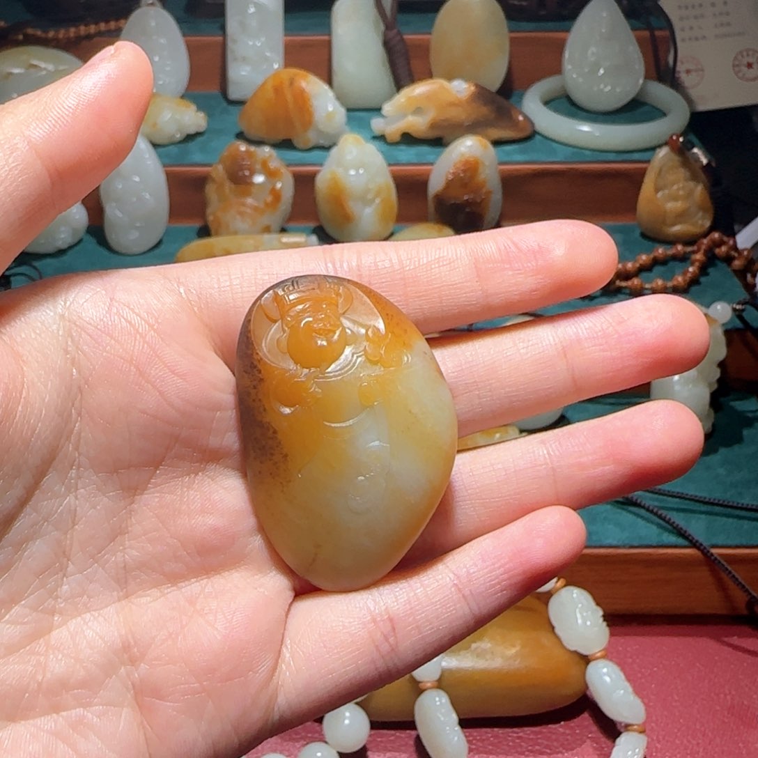 和田玉未镶嵌挂件乌****童