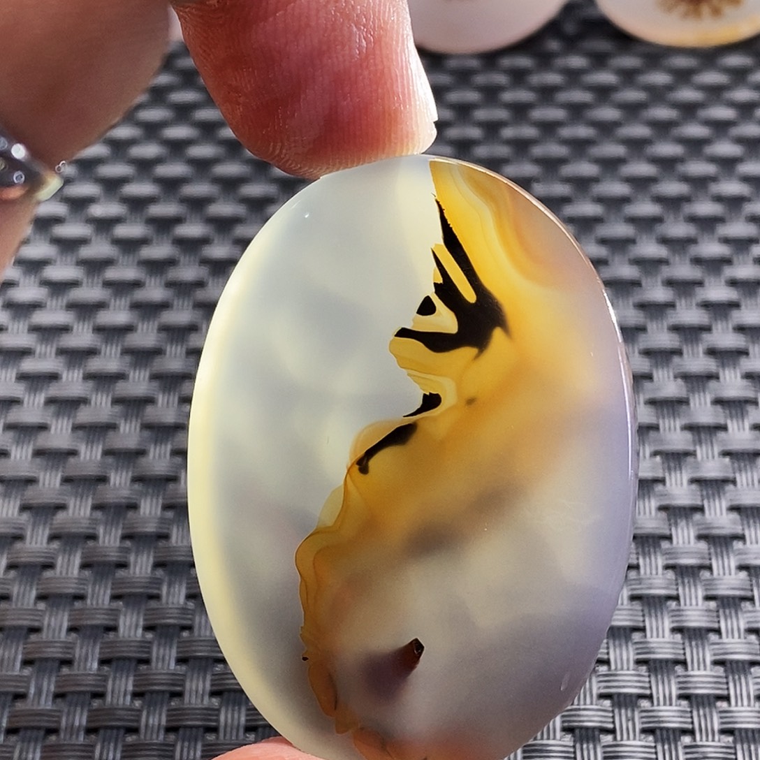 玛瑙/玉髓未镶嵌吊坠(不含链)106