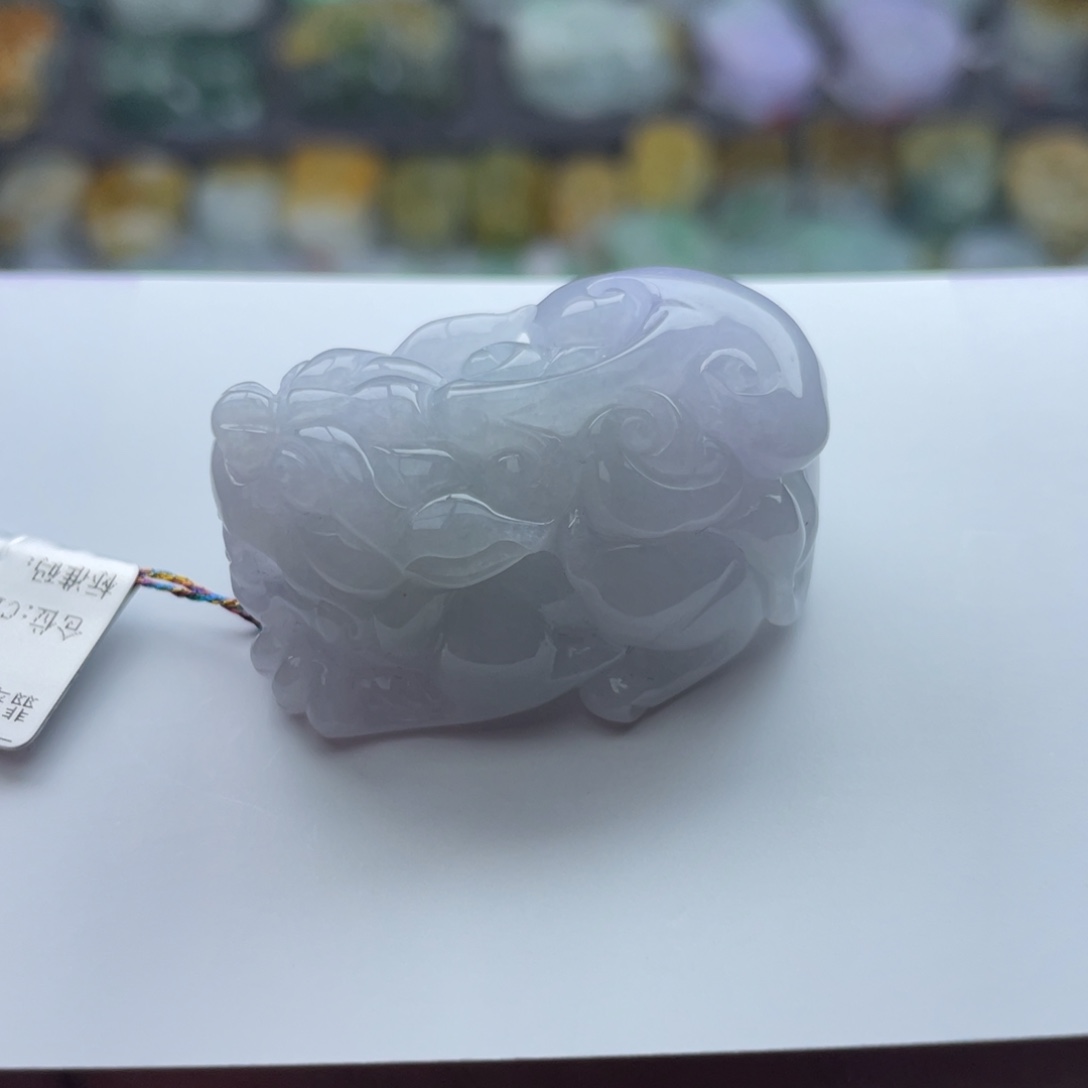 翡翠颈饰未镶嵌貔貅