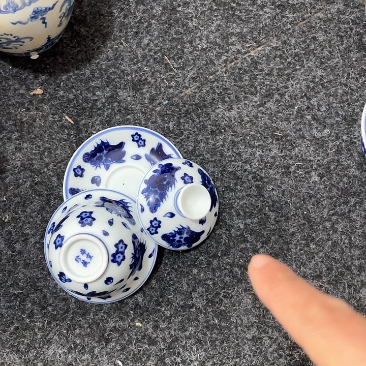 瓷片今天爱吃大米饭