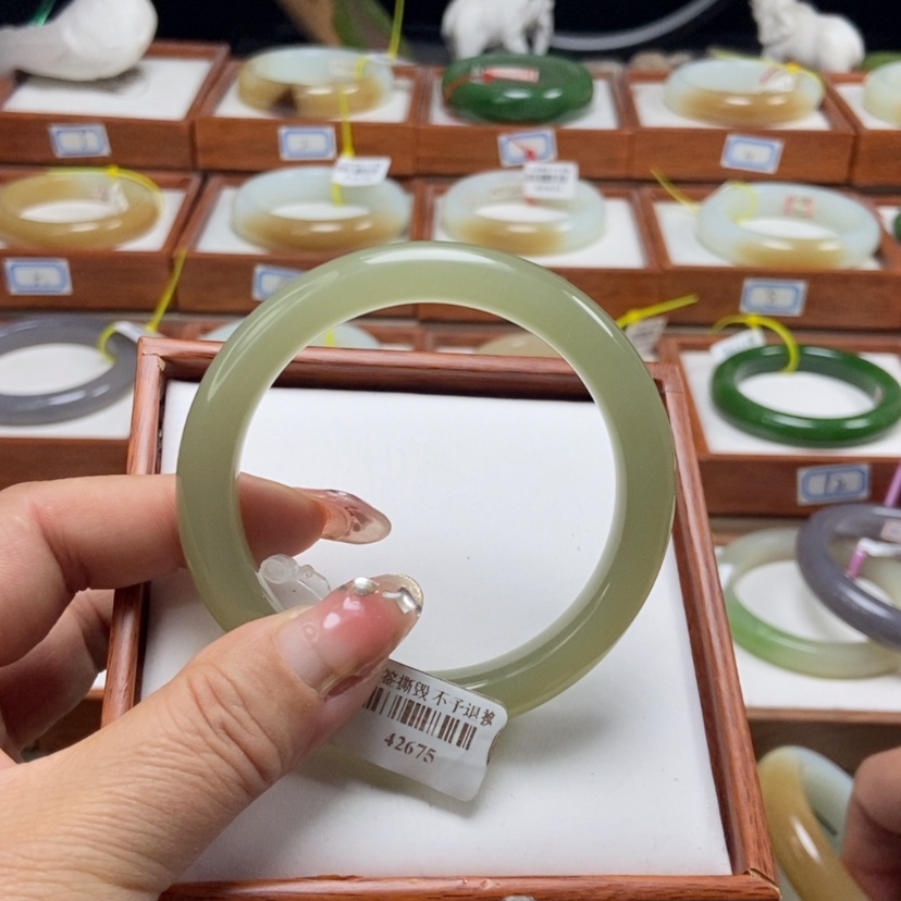 【闪购商品】和田玉（糖玉）手镯未镶嵌56.6