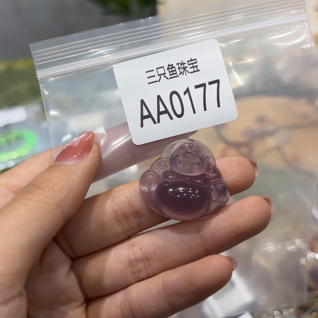 宁***可玛瑙/玉髓未镶嵌颈饰