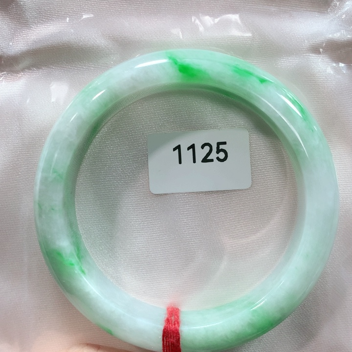 翡翠手镯未镶嵌常**心天然翡翠手镯5403