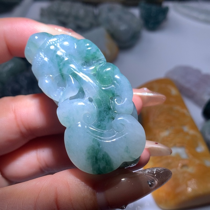 翡翠未镶嵌颈饰保真天然A货翡翠