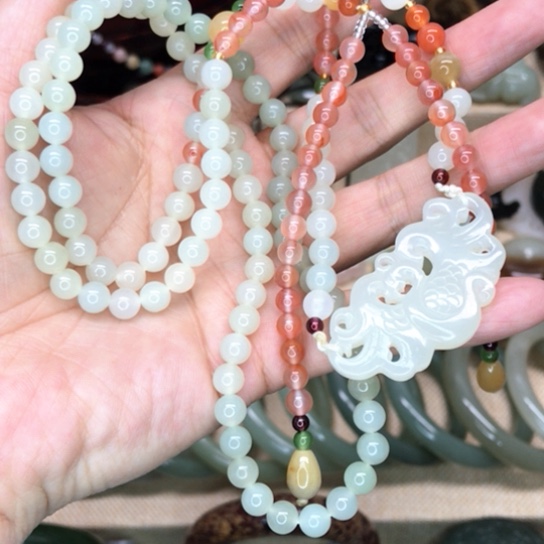 和田玉（青白玉）颈饰未镶嵌