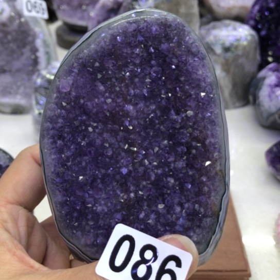 紫晶天然水晶摆件未镶嵌