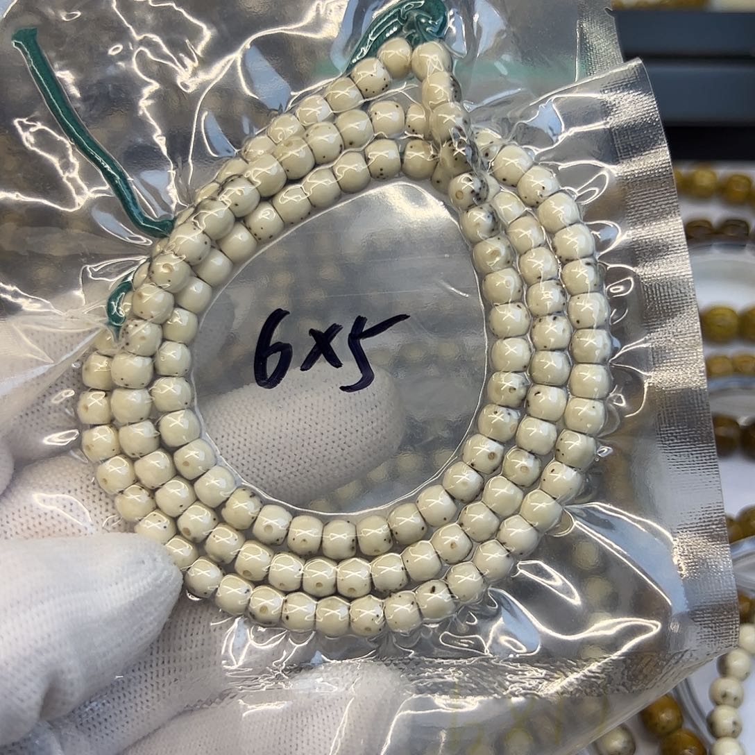 星月菩提手串骨瓷白通体留白6✖️5