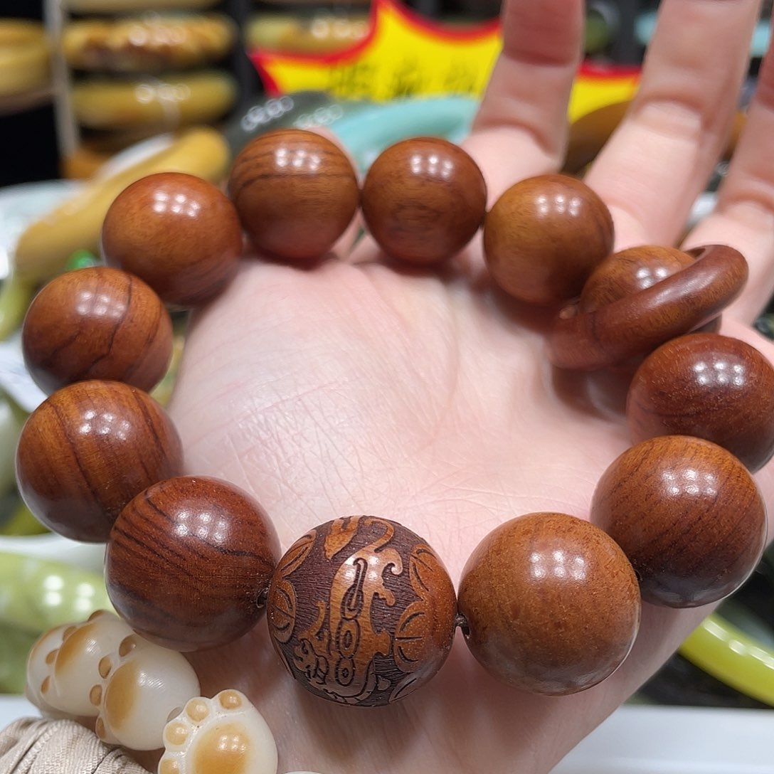 蛇纹石玉手串未镶嵌