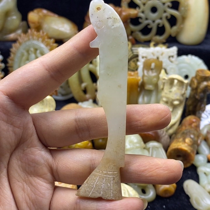 和田玉颈饰未镶嵌92