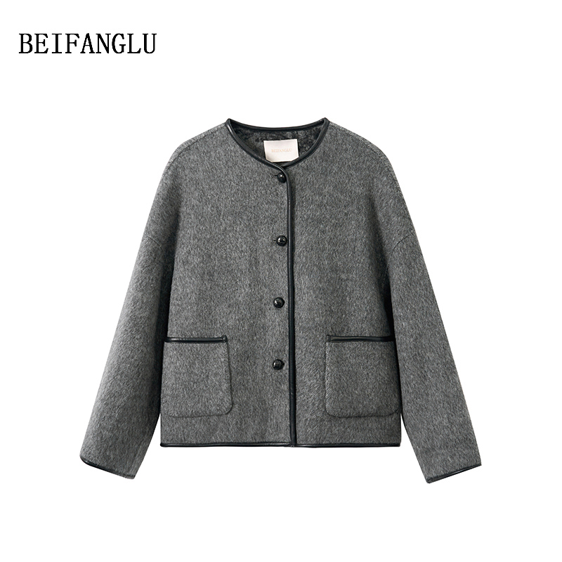 北方鹿【双面可穿呢外套】秋冬巴恩风气质圆领口袋双面呢外套251205