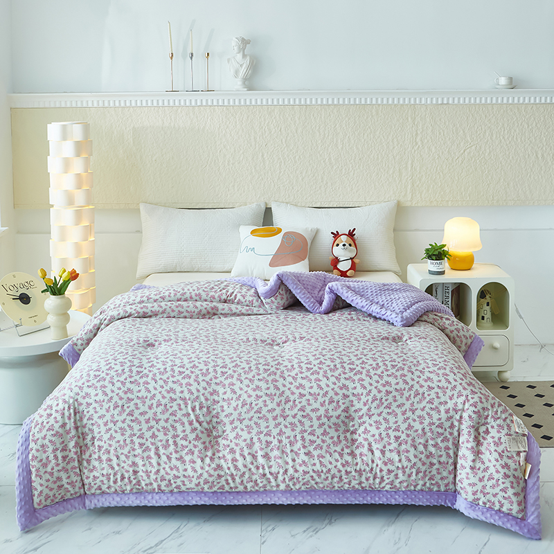 2025年新款牛奶绒豆豆绒被子 冬季保暖豆豆被法式浪漫