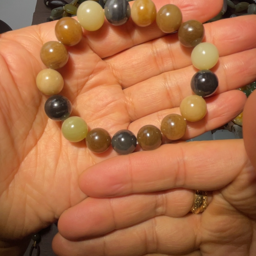 和田玉未镶嵌手链