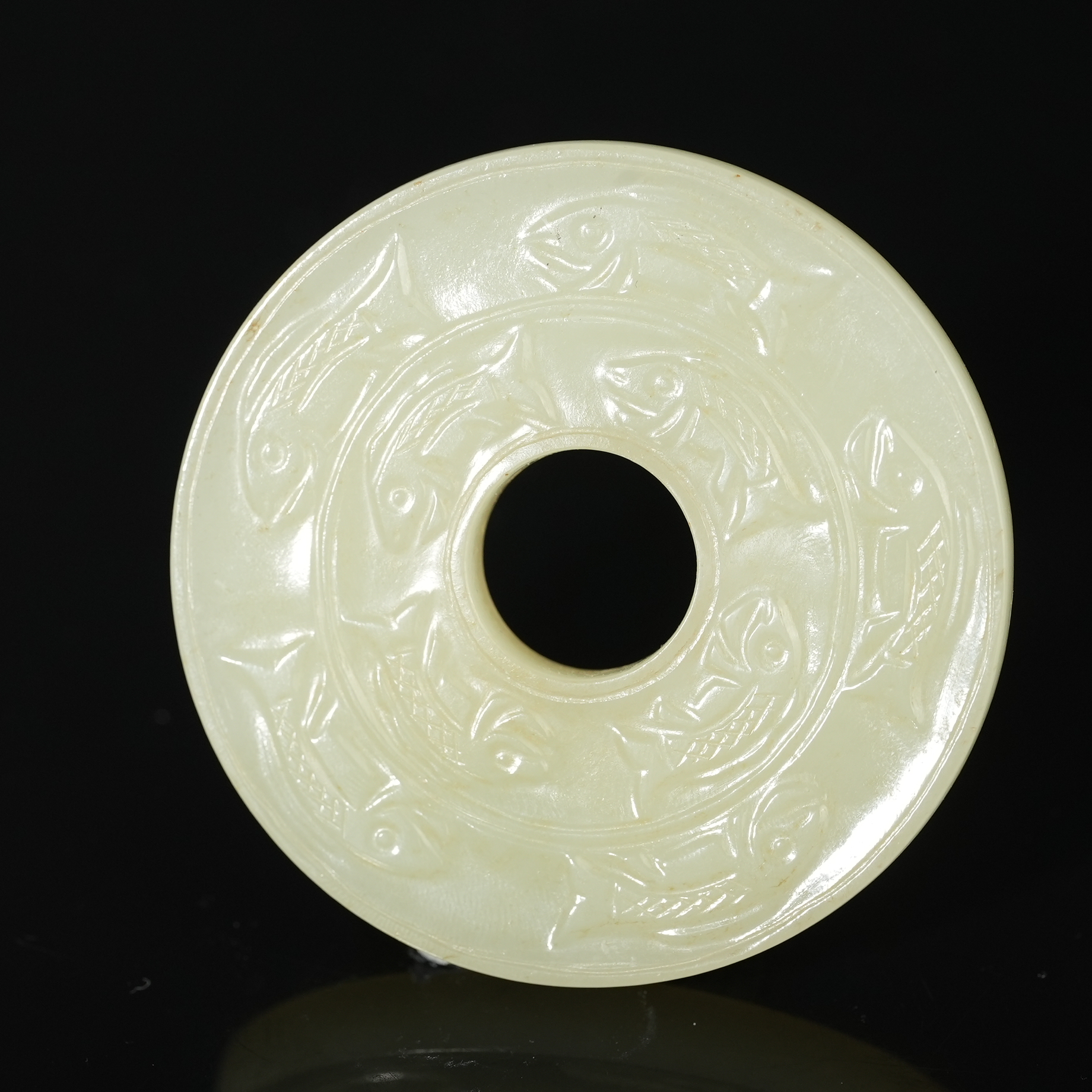 清代和田黄玉鱼纹璧HTYS8A2506301011