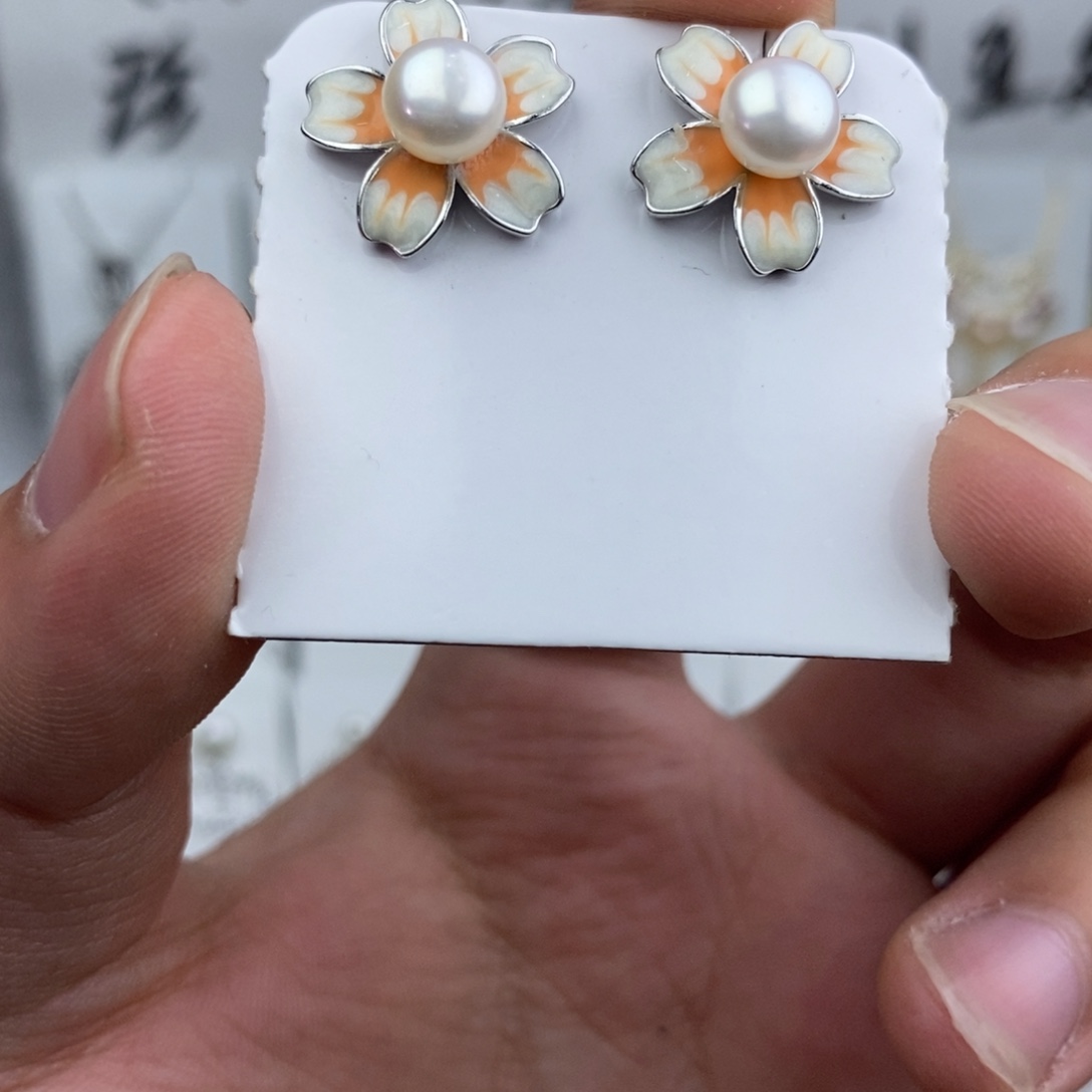 耳饰未镶嵌淡水珍珠