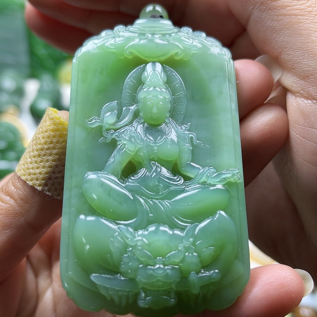 和田玉吊坠猫眼未镶嵌