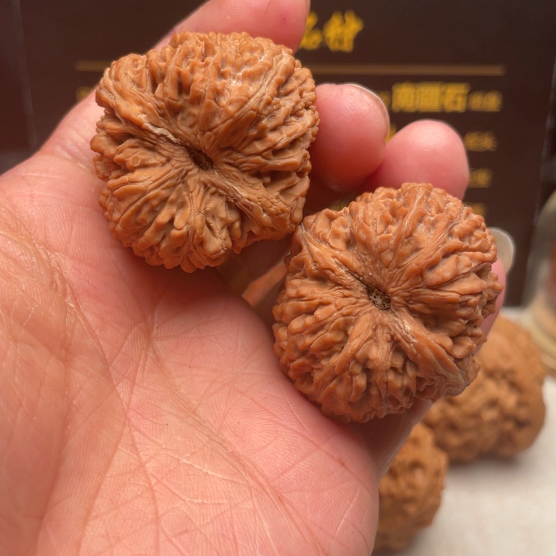 文玩核桃把件38尺全品大蒜头