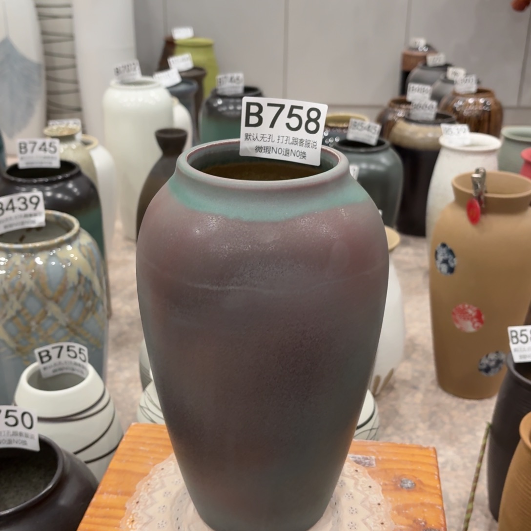 摆件瑕疵758 景德镇陶瓷花瓶高27口9.5