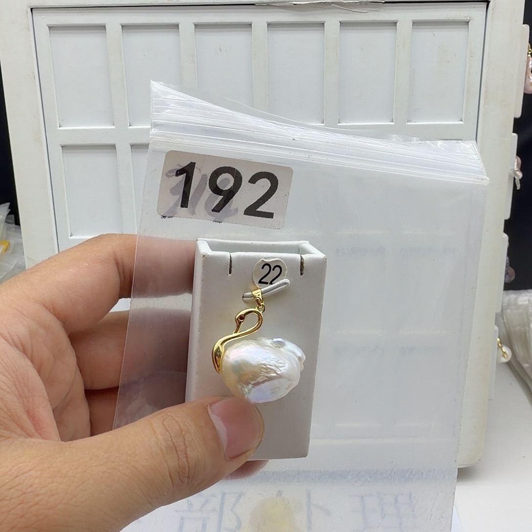 颈饰合金淡水珍珠