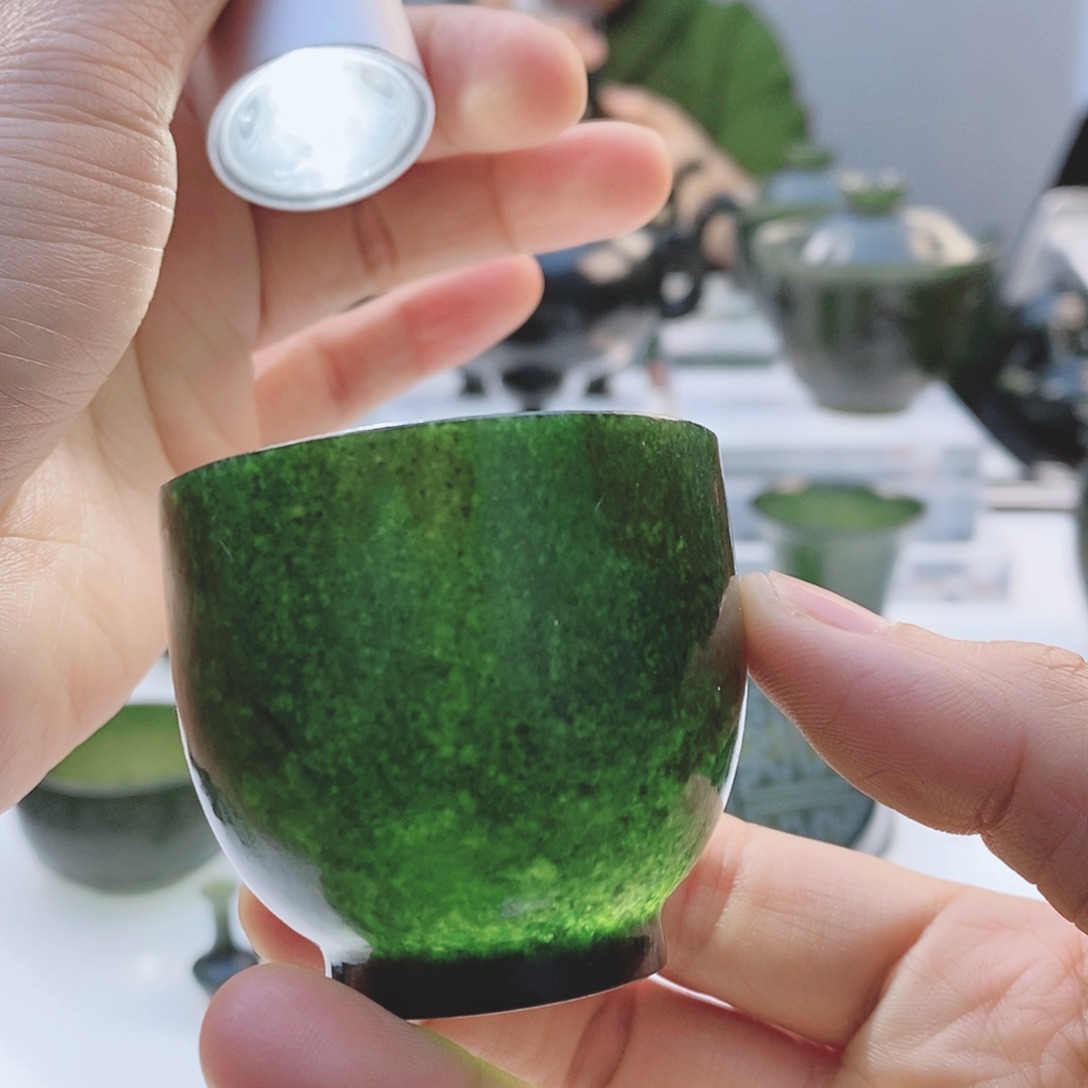 和田玉（青玉）把件未镶嵌微瑕