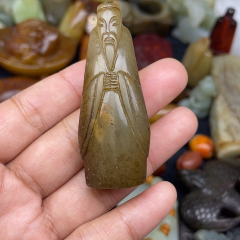 蛇纹石玉未镶嵌颈饰38